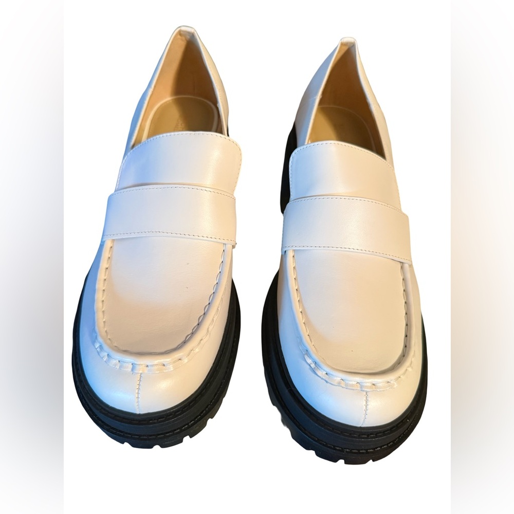 Michael Kors NWT Sz 9.5 Elegant White Leather Rocco Heeled Women's Loafers (120) - Picture 2 of 14